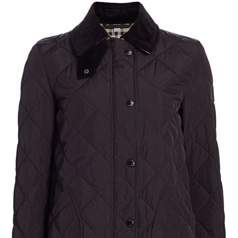 Burberry Cotswold Boxy Quilted Logo Jacket